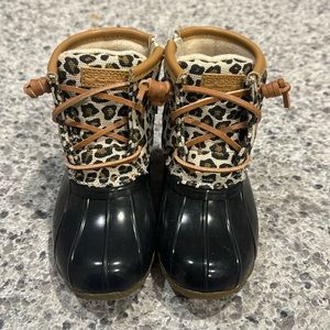 Toddler Sperry cheetah print duck boots